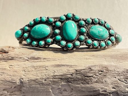 Vintage 1940s Navajo Sterling Silver Turquoise Cluster Cuff Bracelet 55.1 Grams on Sale